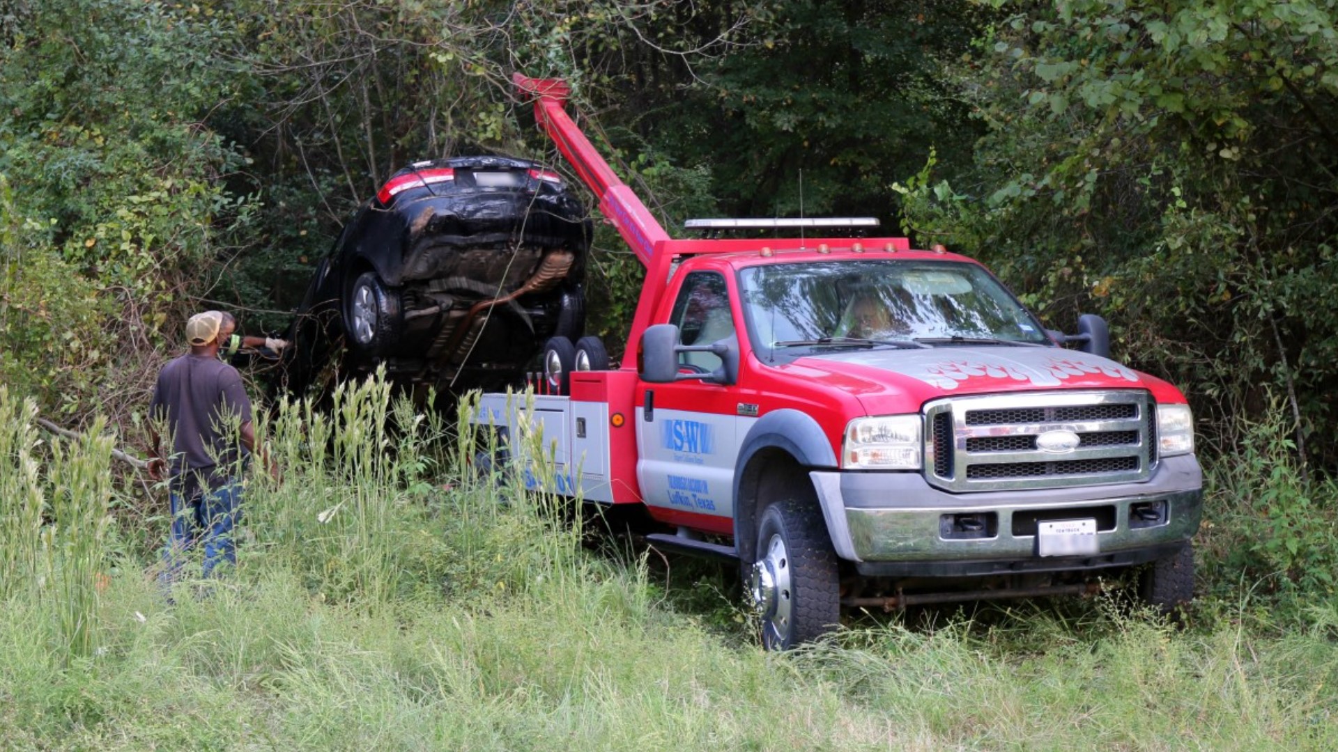 Officials identify people injured in major Lufkin crash cbs19.tv