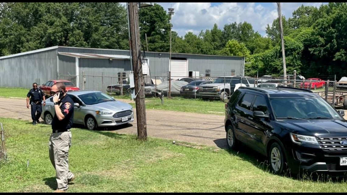 Texarkana Police Investigating Shooting A Local Business Cbs19 Tv