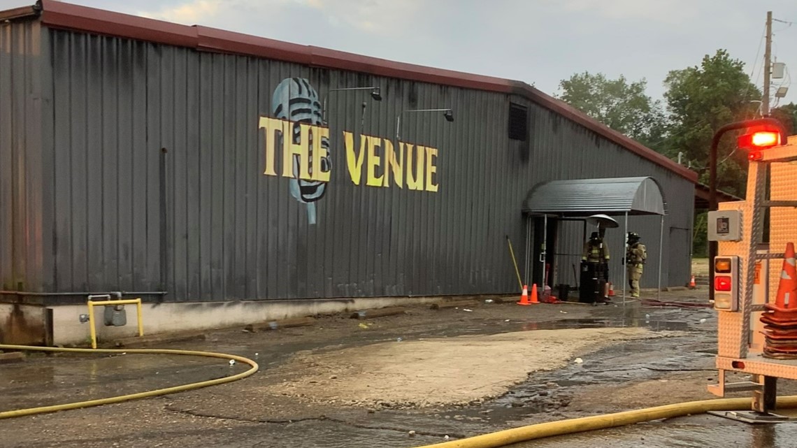 Mount Pleasant firefighters battle bowling alley fire cbs19.tv