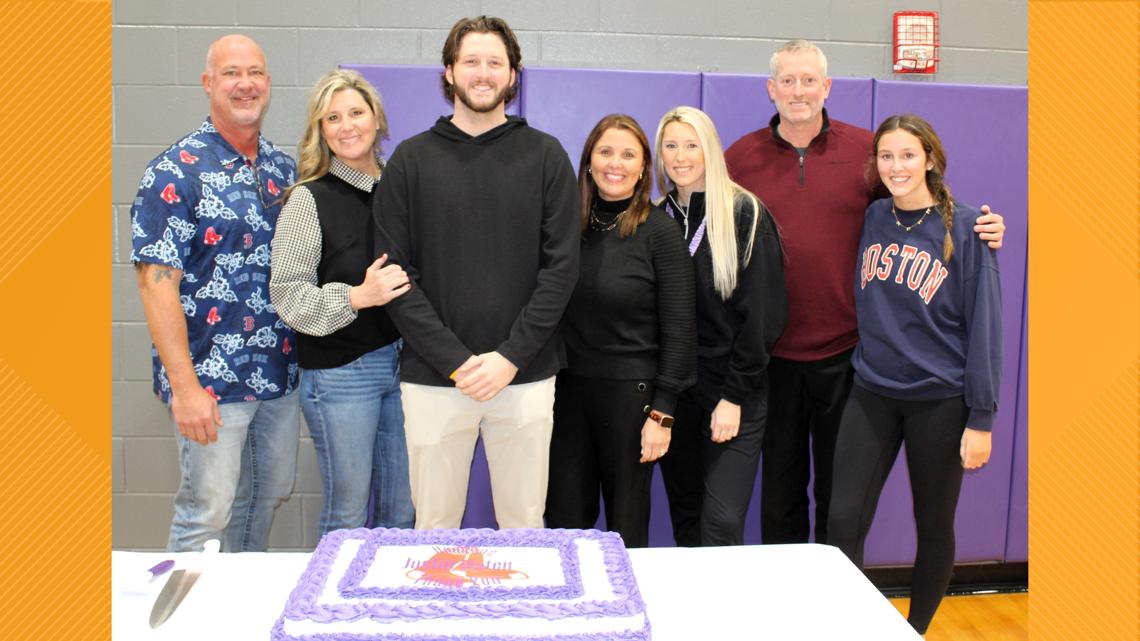 East Texas native, Boston Red Sox pitcher Justin Slaten honored by alma mater