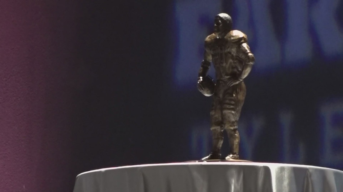 East Texas native Haynes King to accept Earl Campbell Award in Tyler