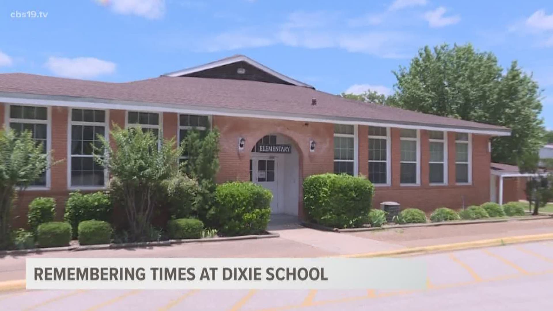 Hundreds from the classes of 1924-1978 gathered for a reunion for the old Dixie School and Dixie Elementary.