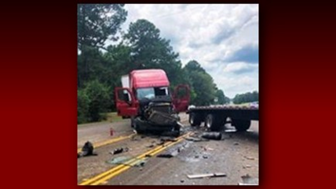 Txdot Working Crash Involving 2 18 Wheelers In San Augustine County