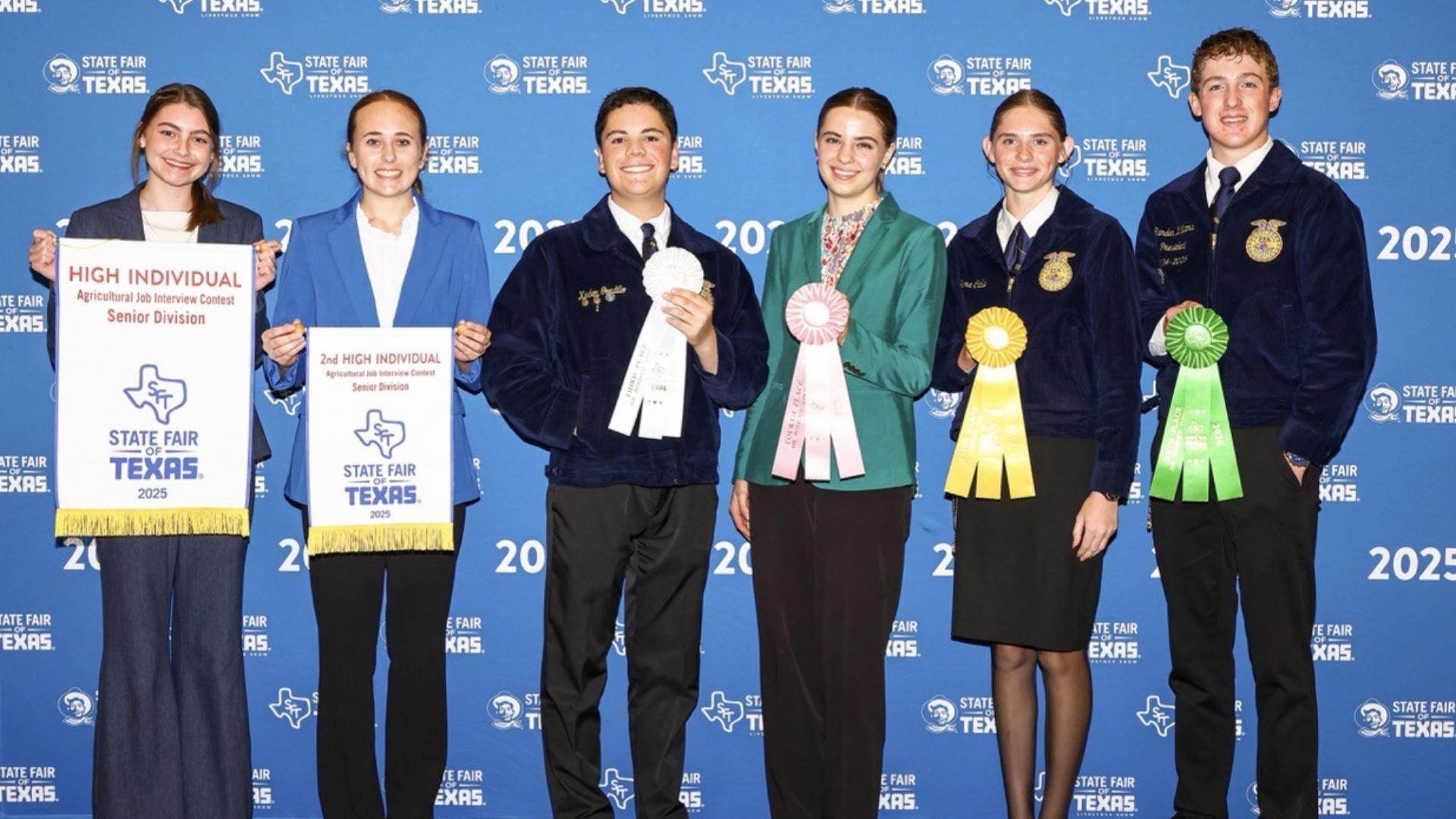 Longview student Brynn Woods declared Grand Champion in State Fair of(01)