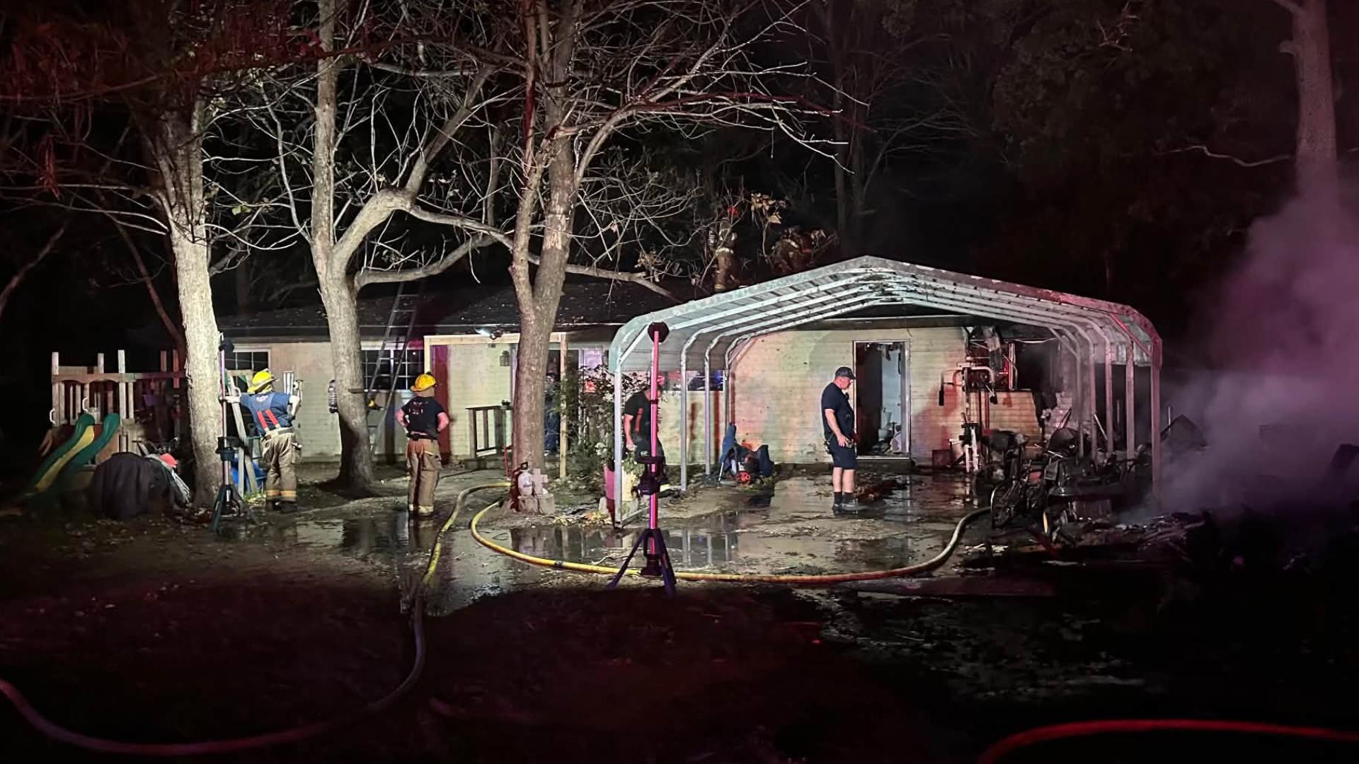 2 dogs rescued after massive fire extinguished at East Texas home ...