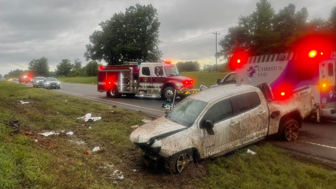 A single vehicle accident in Smith County cbs19.tv