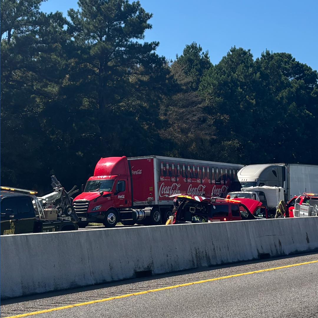 I-20 crash causes major traffic backup near Hideaway | cbs19.tv