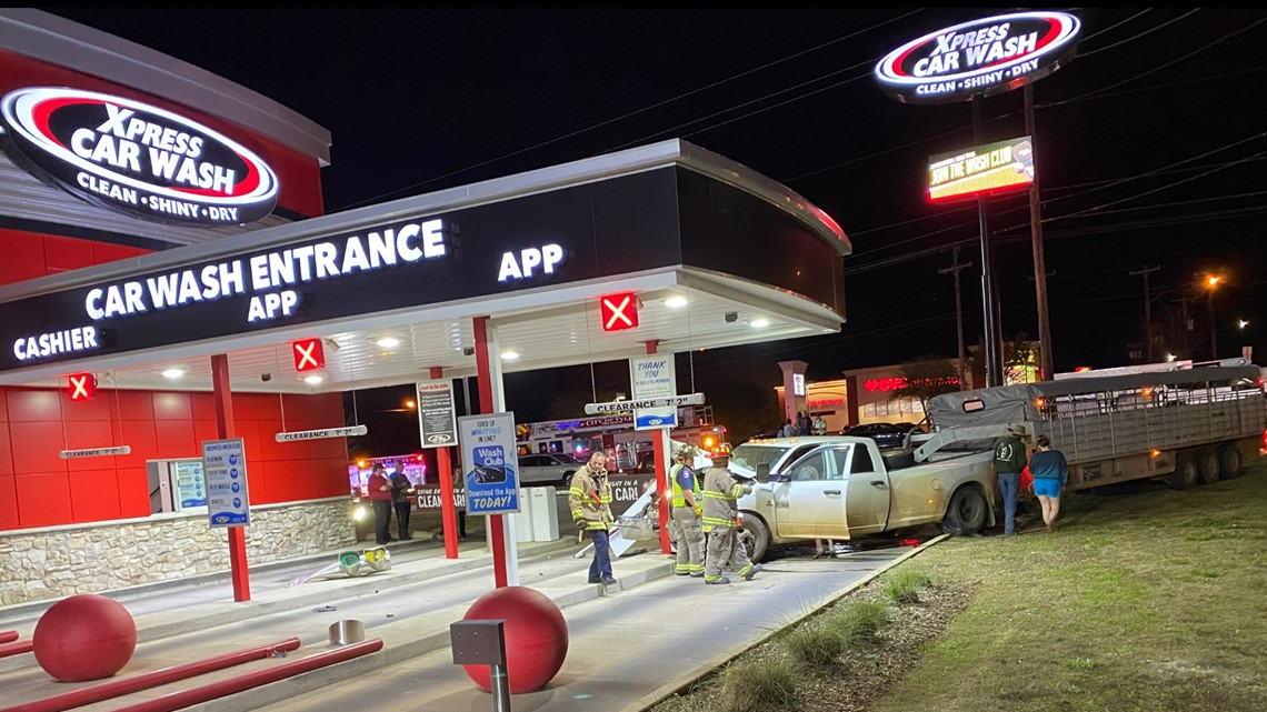 Multiple vehicle crash on the loop in Tyler - Vimarsana News