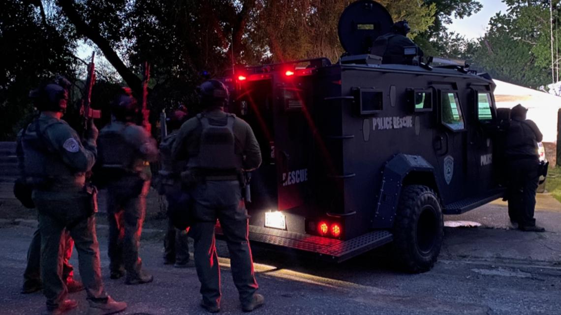 1 arrested, 1 wanted in connection with fatal Lufkin shooting | cbs19.tv