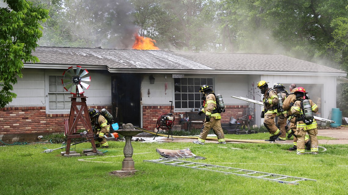 Cat, dog died in Lufkin house fire cbs19.tv