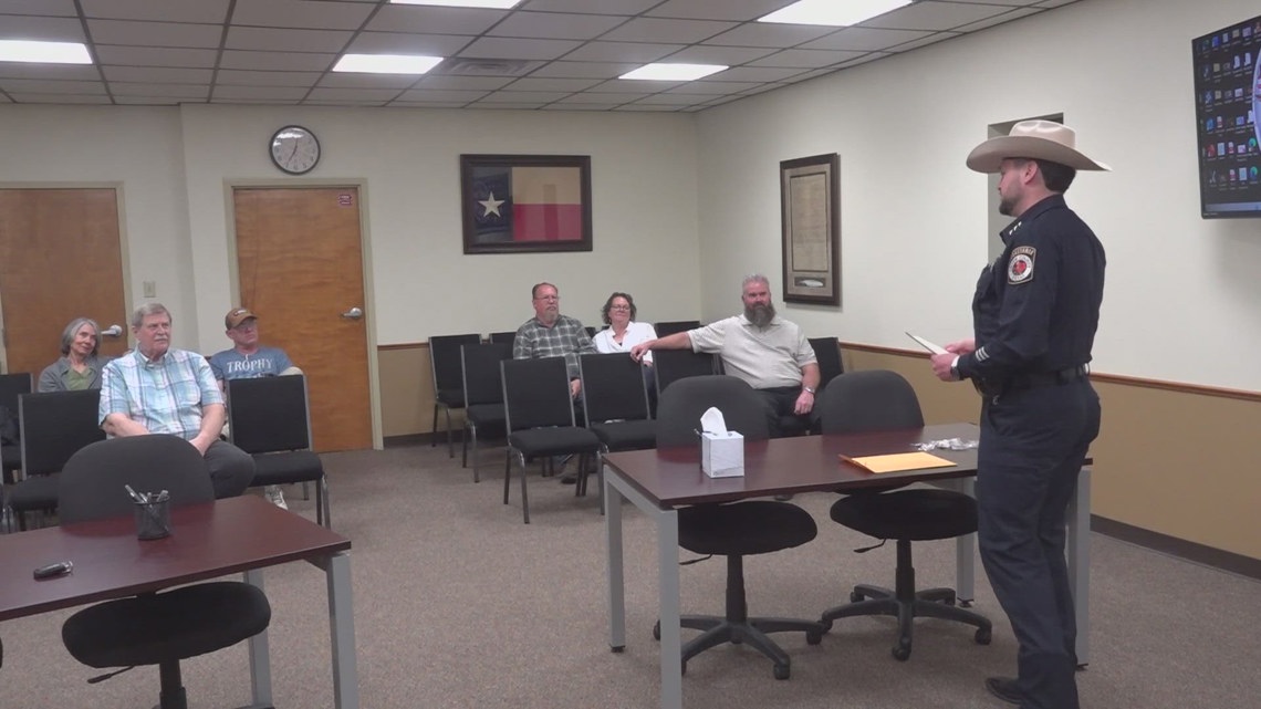 Constable's Citizens Academy offers East Texans a glimpse into police decision-making