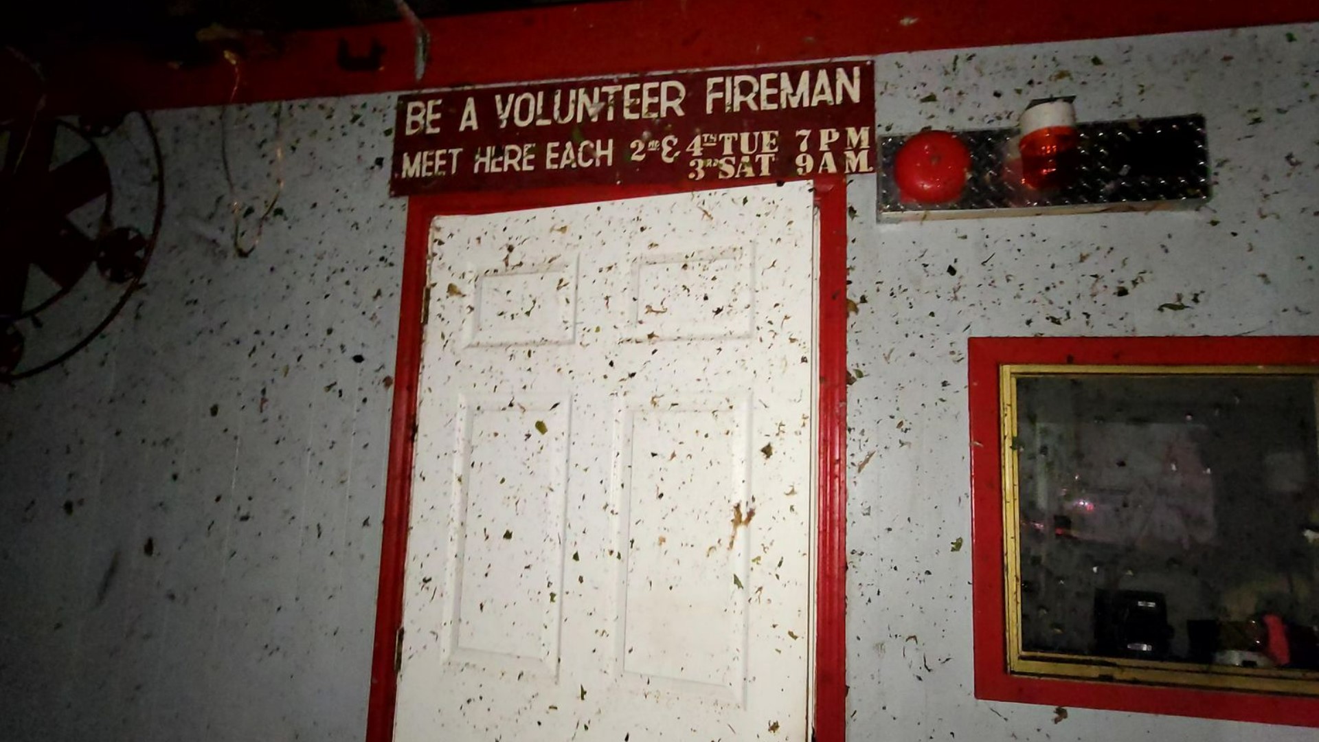 City of Hughes Springs needs cleanup volunteers after tornado cbs19.tv