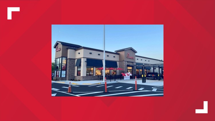 Chick-fil-A opens location in Mount Pleasant