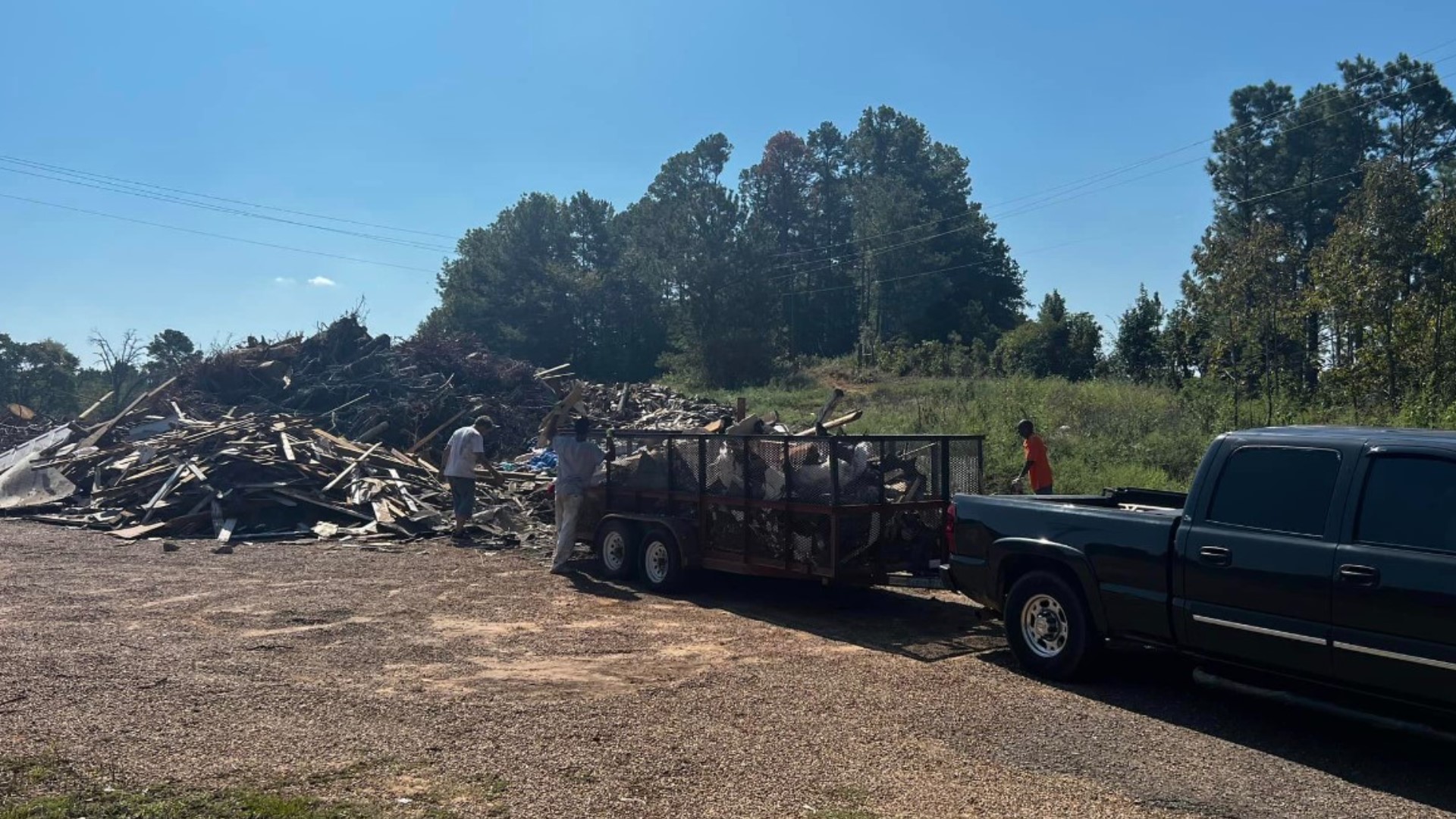 1 person charged for illegally dumping trash in East Texas cbs19.tv