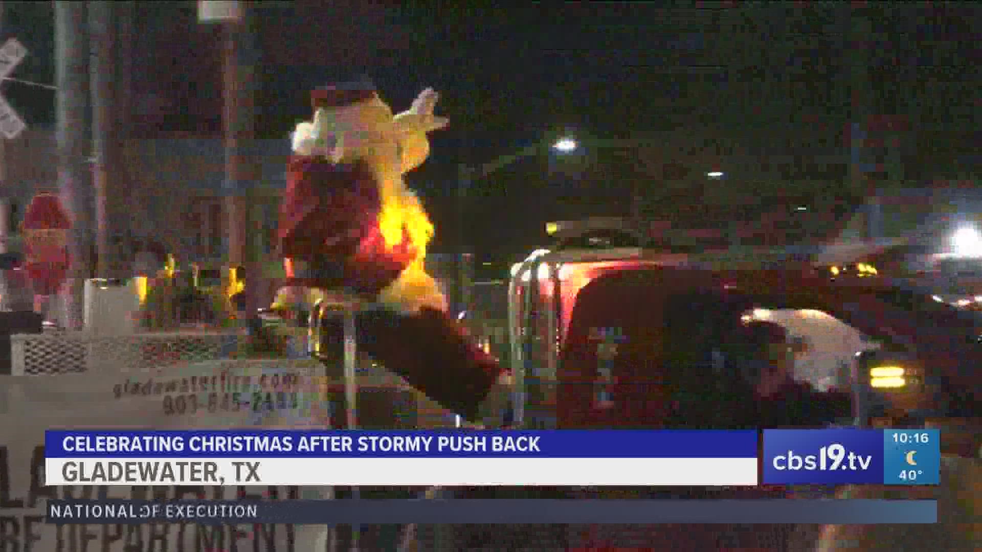 City of Gladewater rings in the Christmas spirit