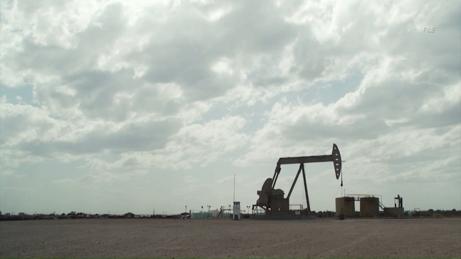 Midland approves new oil wells within city limits despite neighborhood ...