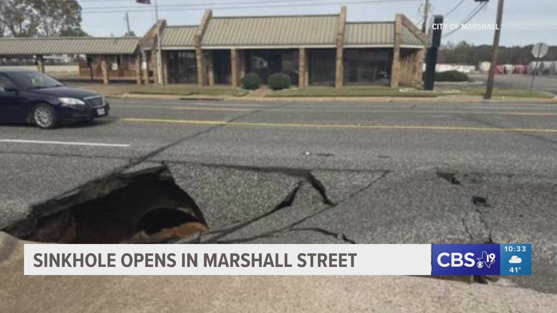 Sinkhole in Marshall prompts lane closures on East Grand Avenue