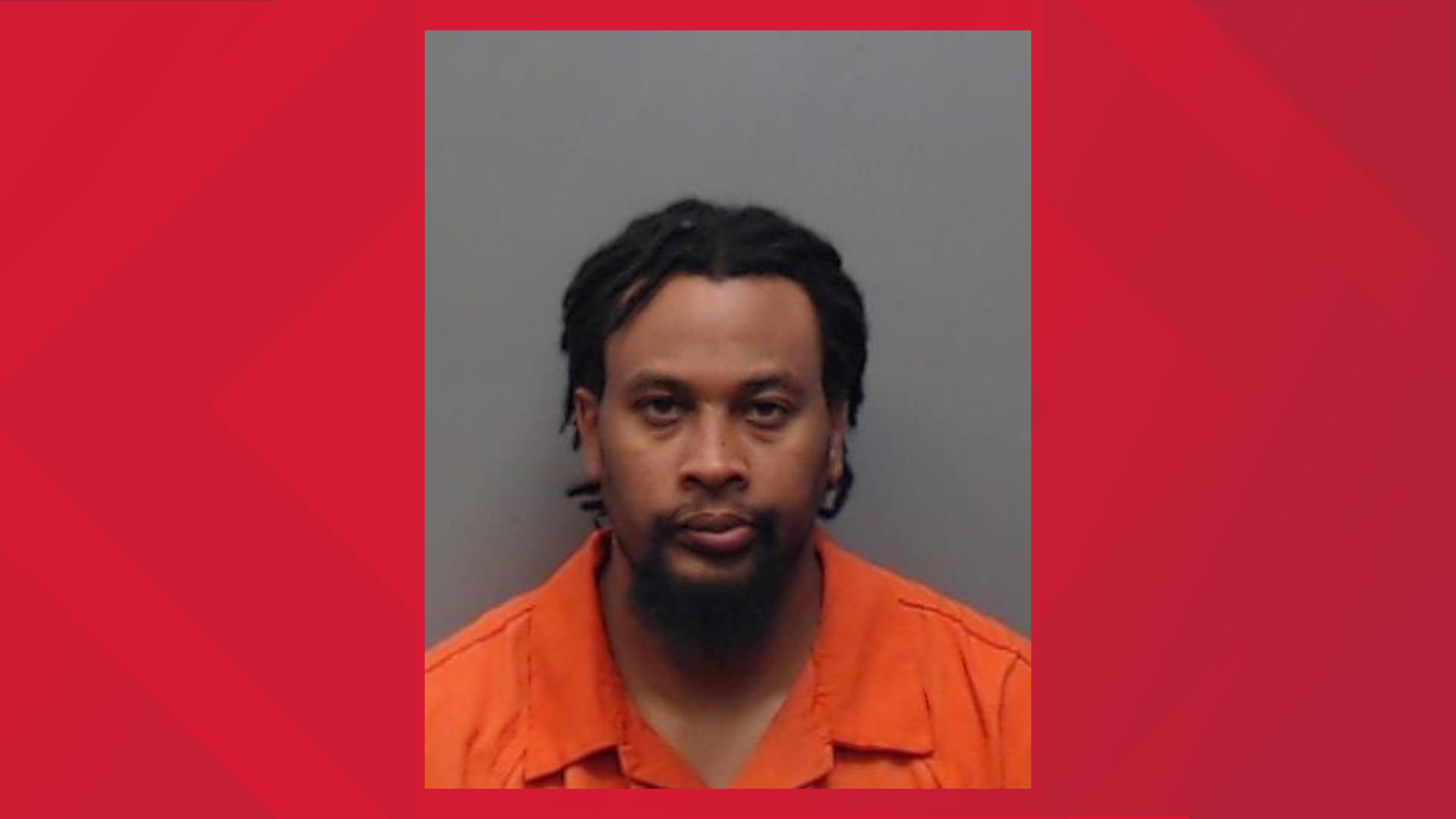 East Texas man arrested after driving into oncoming traffic hold | cbs19.tv