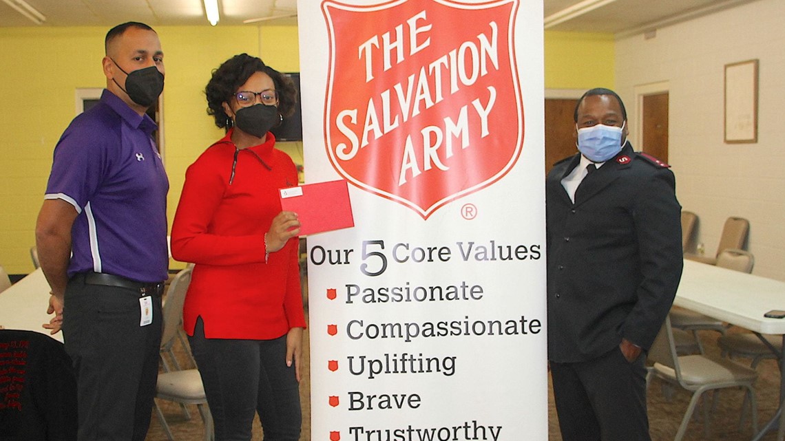 Lufkin middle schoolers raise money for Salvation Army - Vimarsana News