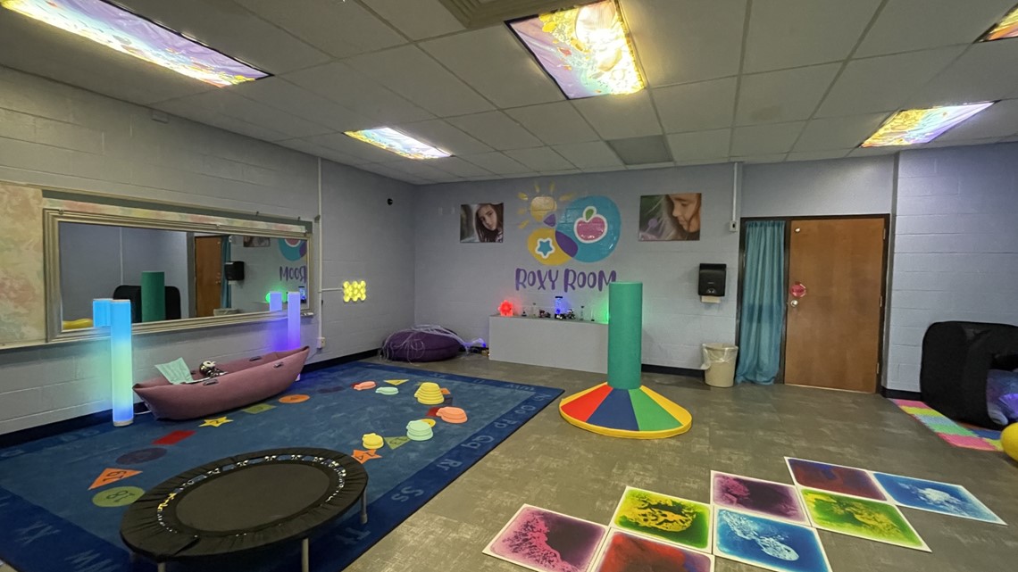 Sabine Elementary School installs sensory room geared toward students with  autism, behavioral disorders