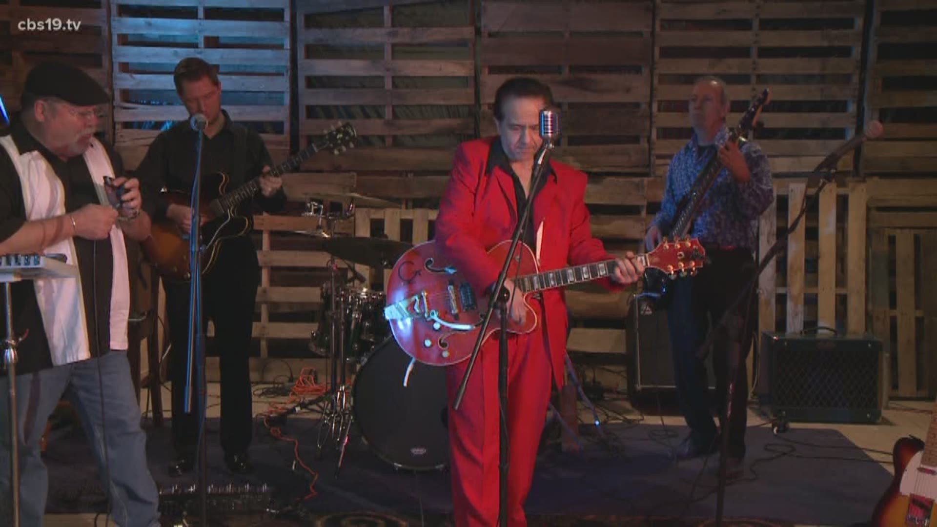 King Richard performs new song on KYTX CBS19.