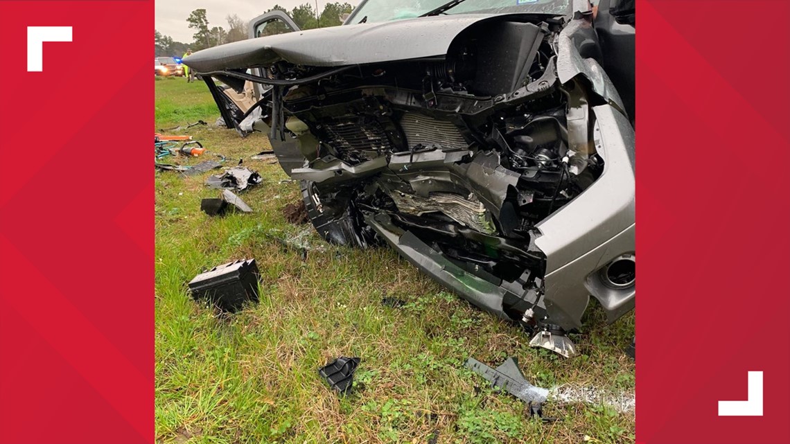 Two injured in headon crash in Gladewater cbs19.tv