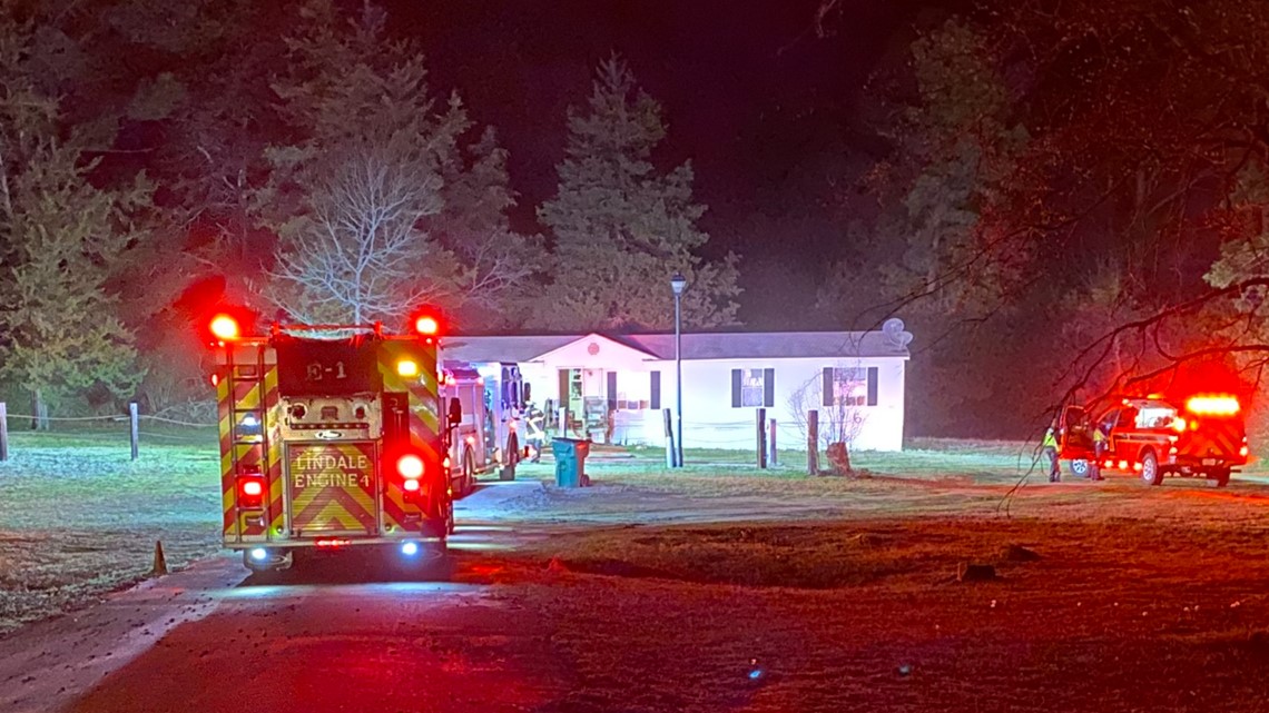 Multiple fire crews respond to house fire in Smith County - Vimarsana News