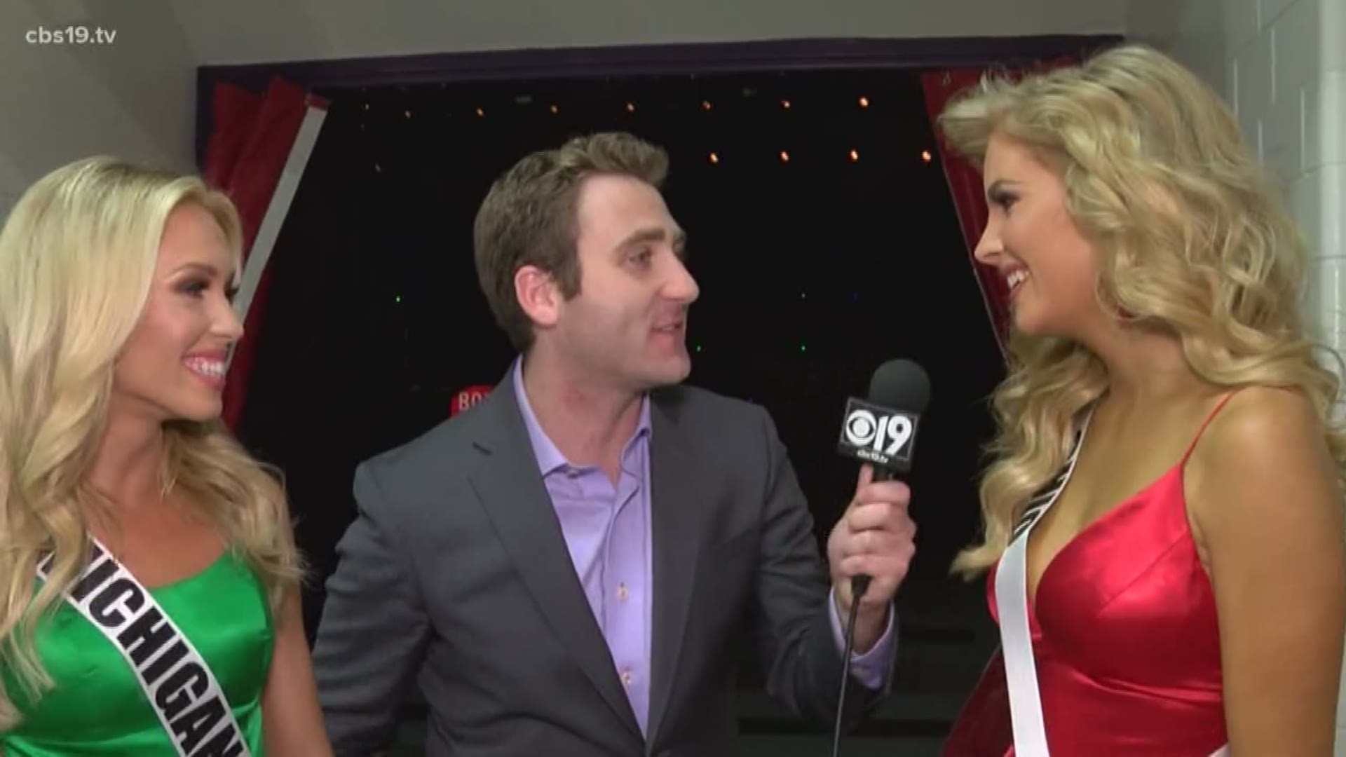 Backstage at Miss USA in Shreveport, Mike chats with contestants, Miss Michigan USA and Miss Ohio USA.