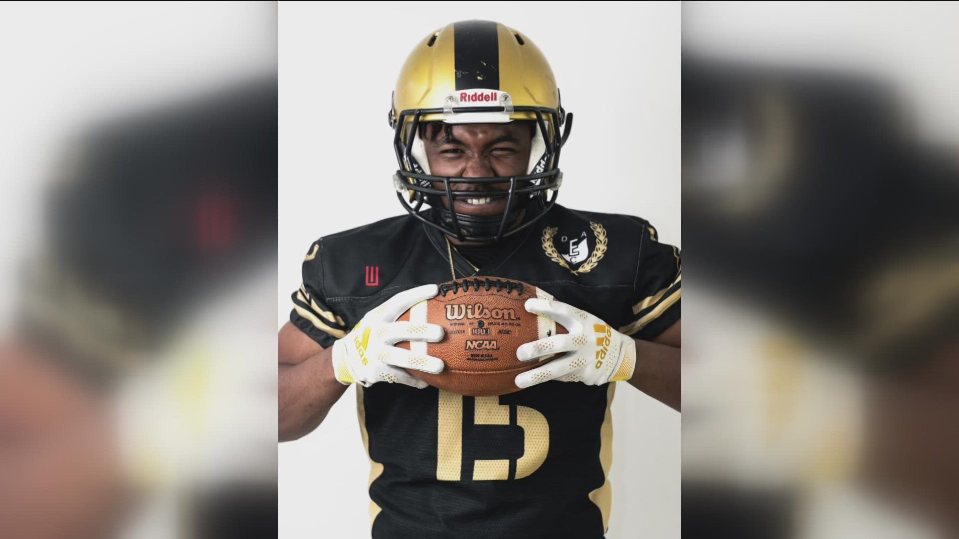 It’s been six years since former Brownsboro standout Damien Thompson played a game of organized football, Saturday he made his professional debut.
