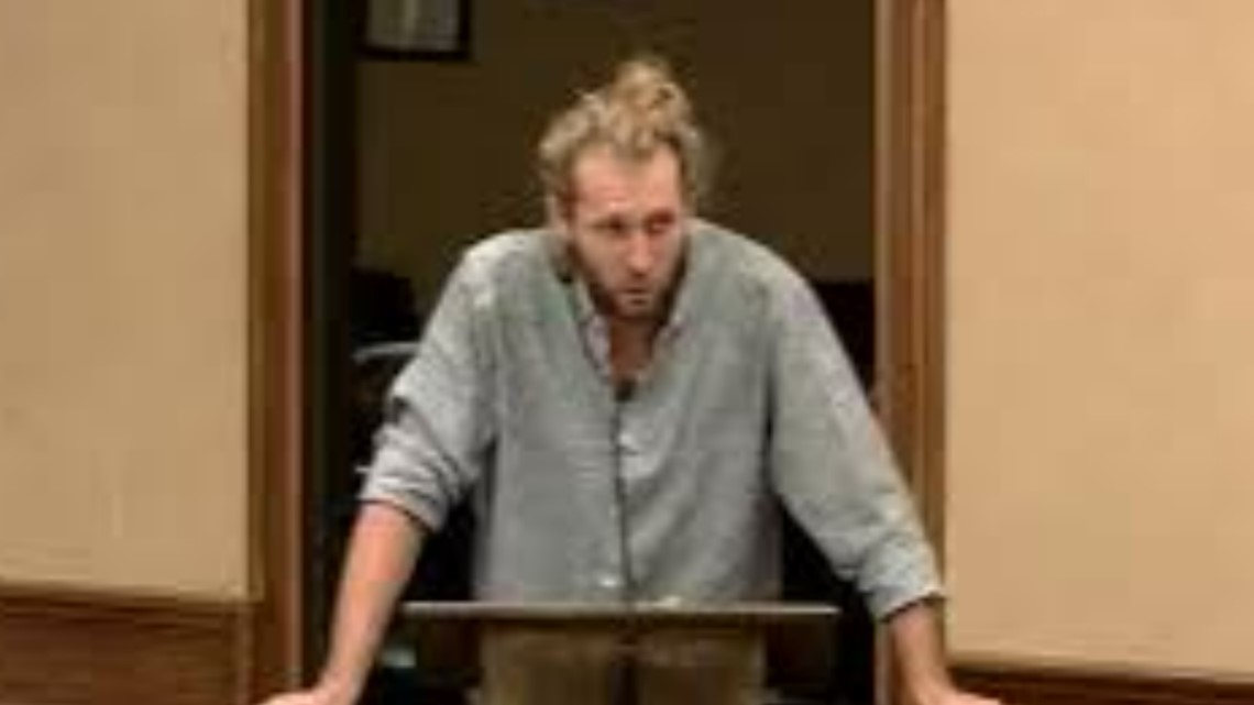 Son of Smith County clerk tries to speak in commissioners court cbs19 tv
