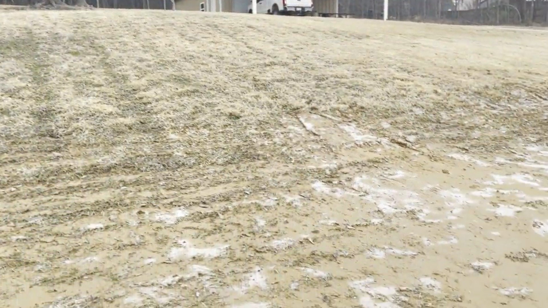 CBS19's Zach Wellerman gives us a peek at the snow accumulation in Hallsville.