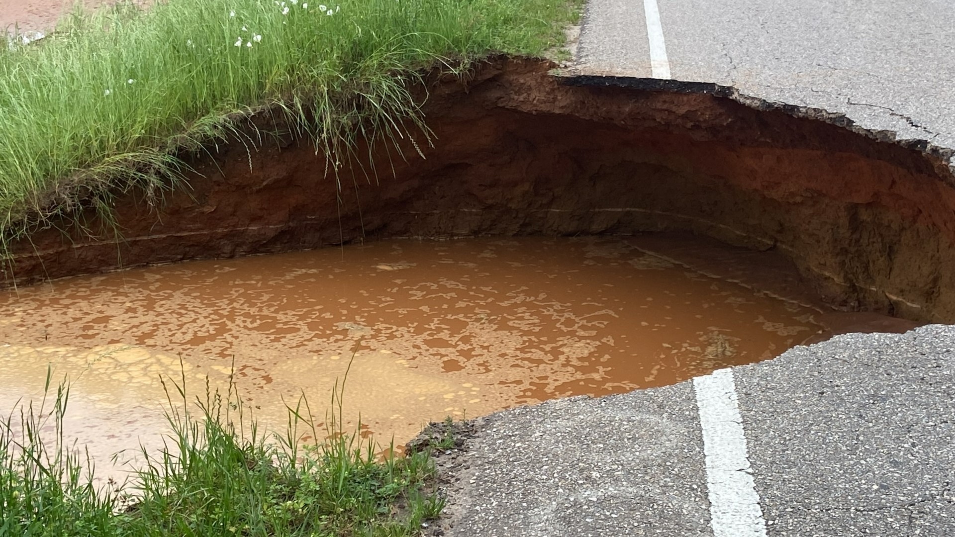 Jim Hogg Road near I20 in Lindale reopens after road washout cbs19.tv