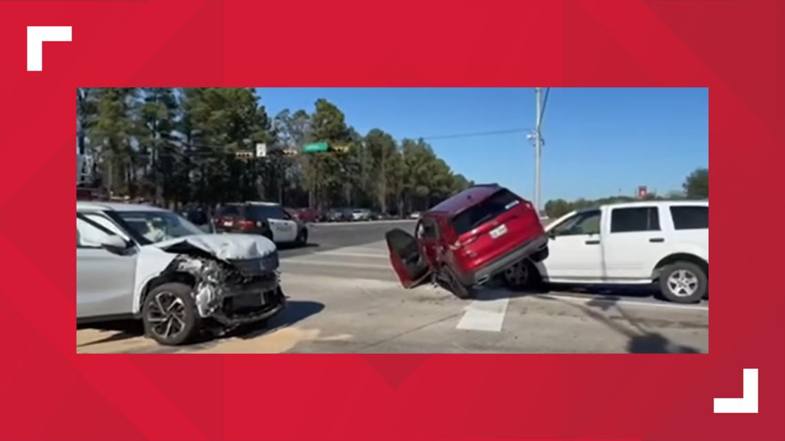 Multi-vehicle crash delaying traffic on Hawkins and Eastman Road