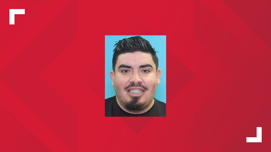 Polk County officials search for a suspect in scamming case cbs19.tv