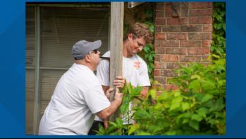 Bullard HS seniors help out senior citizens with yard work | cbs19.tv