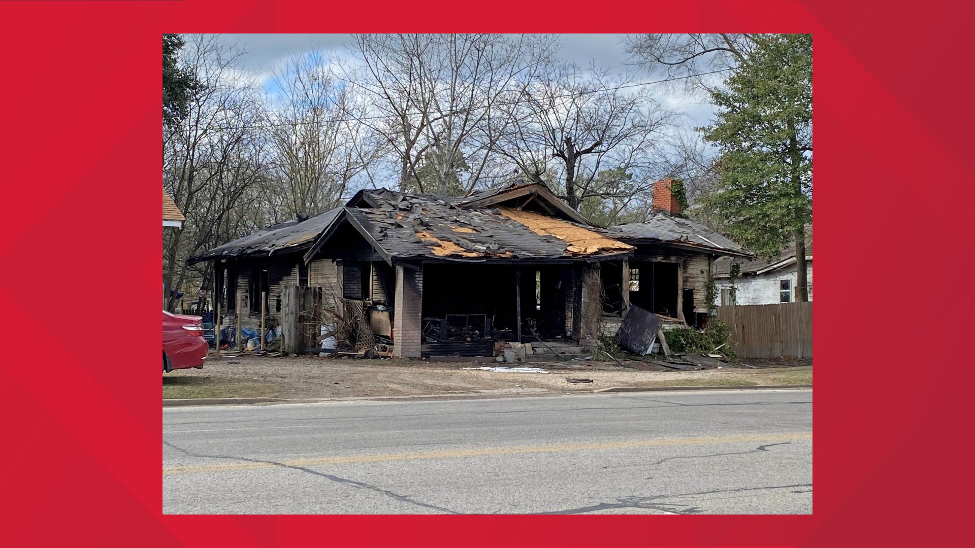 Lufkin family loses home to latenight fire after hearing large "boom