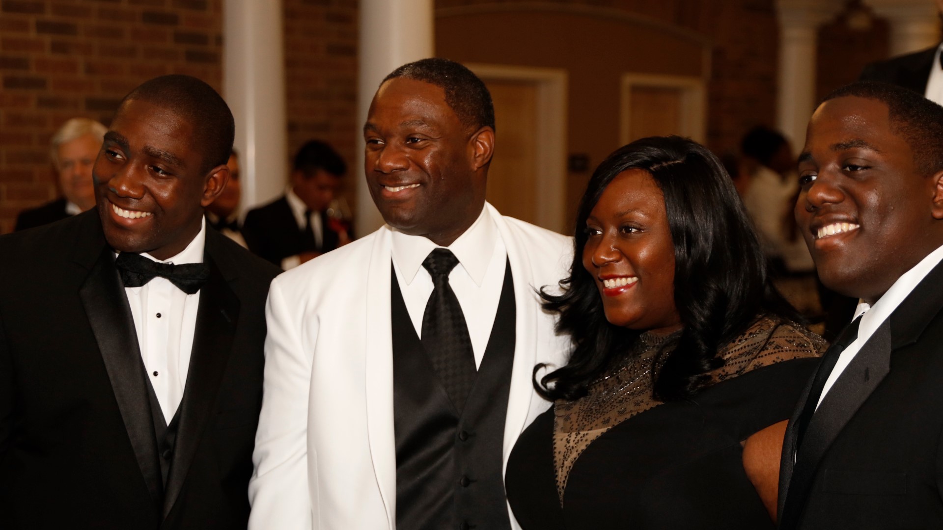 Service is vital to effective leadership, UT President Dr. Michael