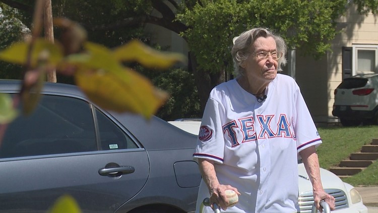At 106, longtime Rangers fan passes away