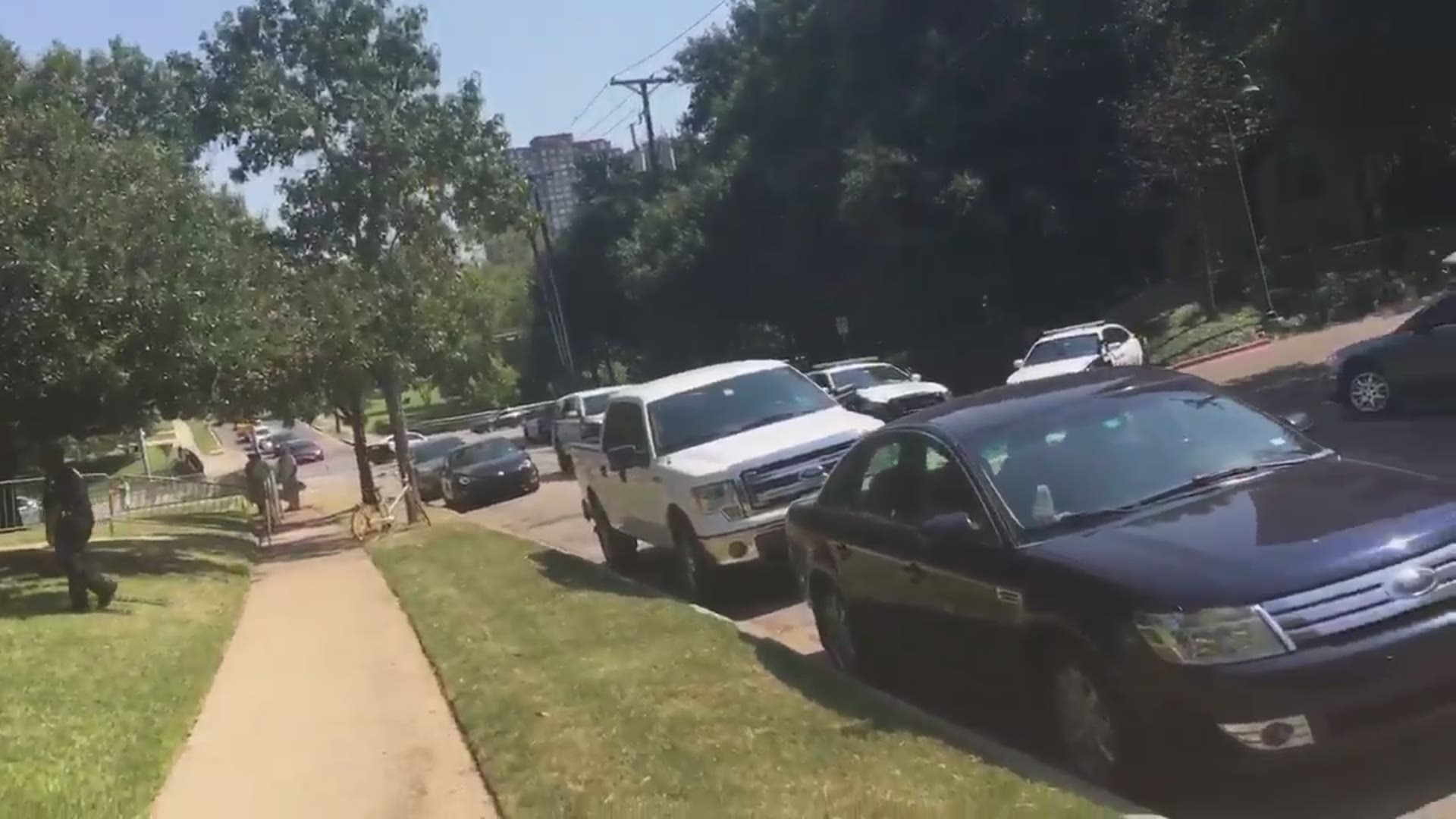 David Goins sets the scene around Lee Park in Dallas, where a Confederate statue is set to come down Thursday.