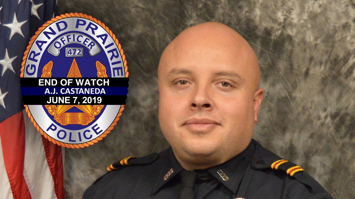 Grand Prairie police officer struck, killed in crash on highway while ...