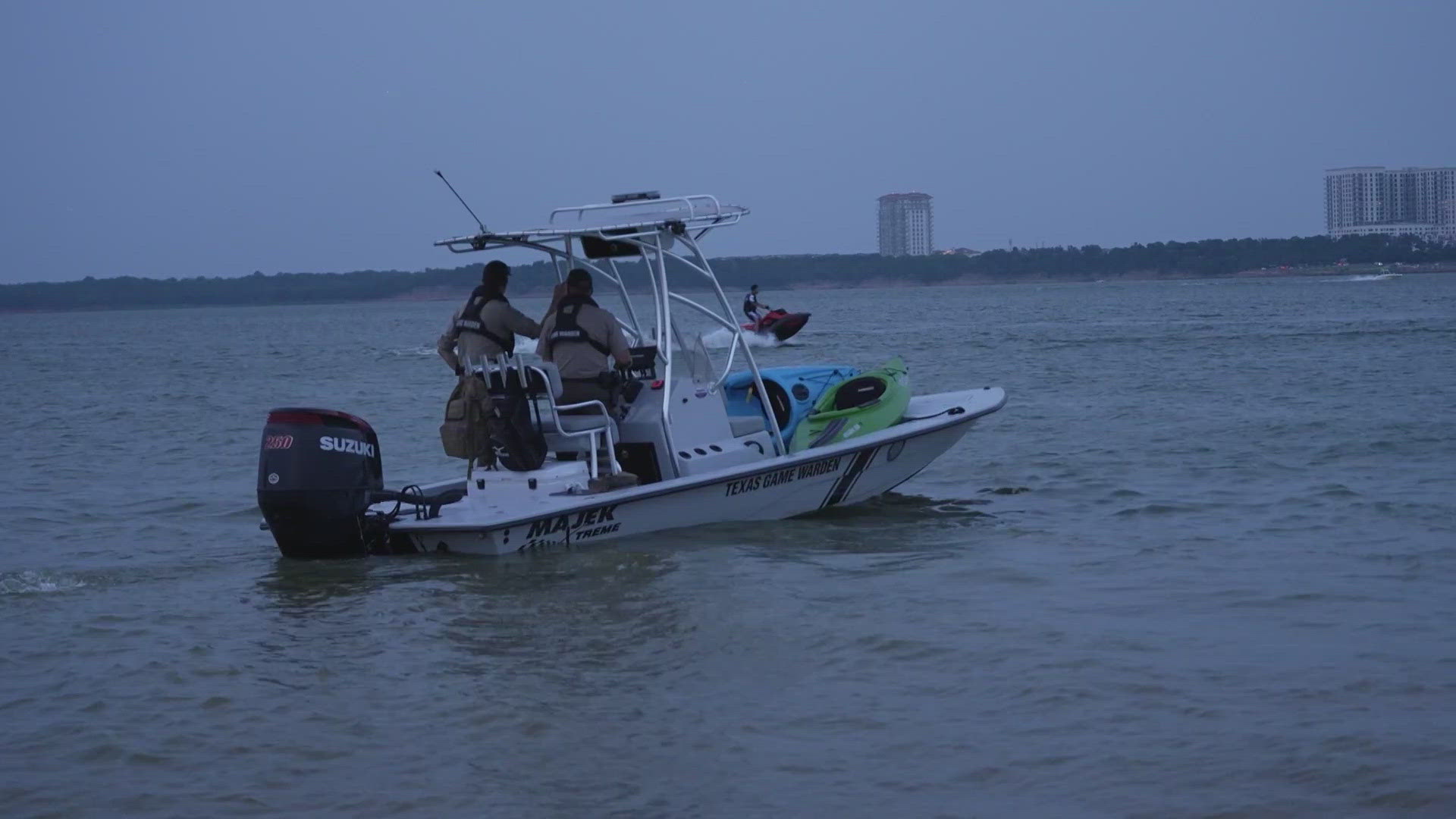 A jet ski hit-and-run injured a kayaker on Grapevine Lake, and police are searching for a suspect.
