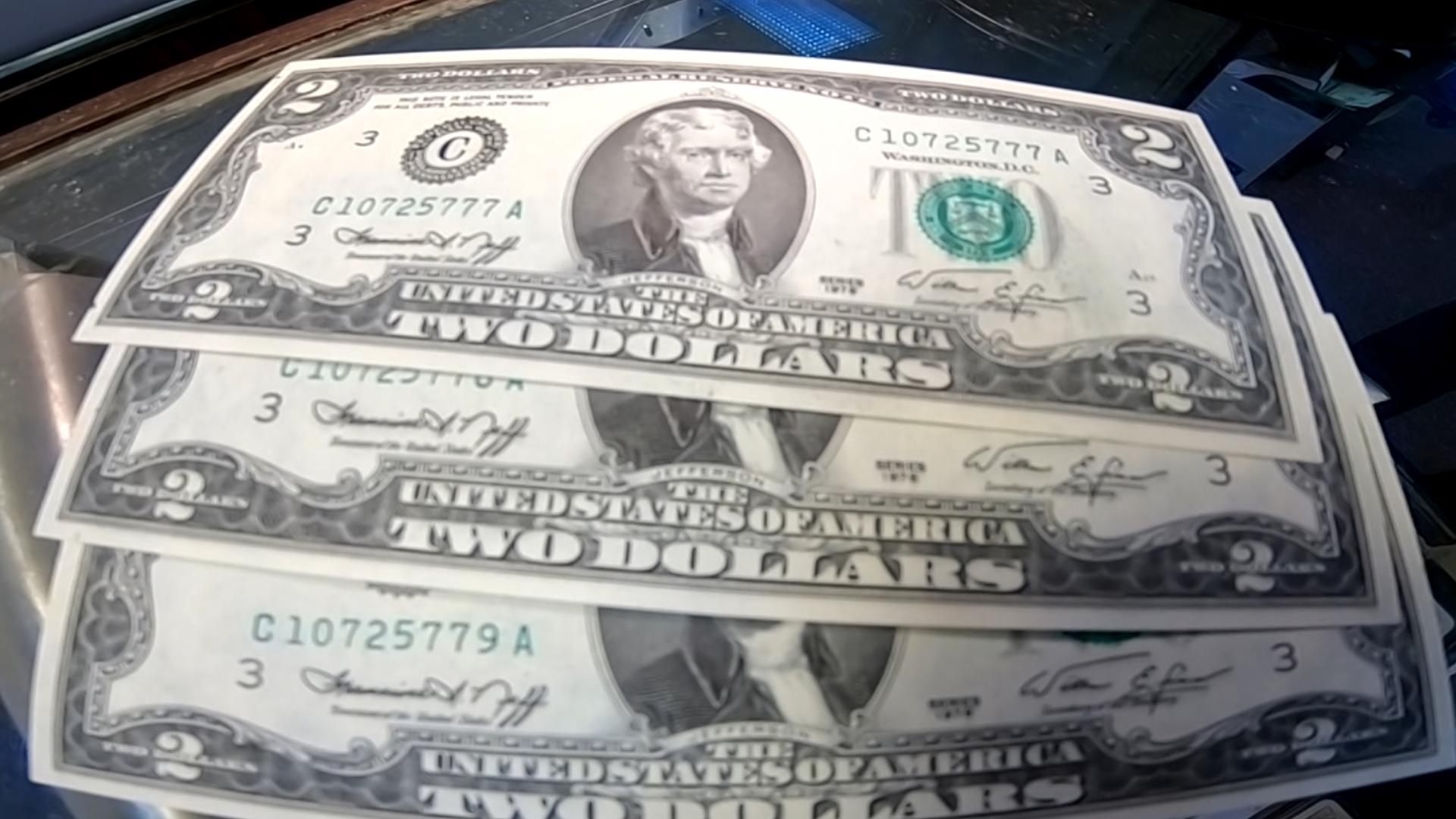 There are recent headlines claiming certain $2 bills could be worth thousands of dollars. FOX43 Finds Out what it would take to get that cash.