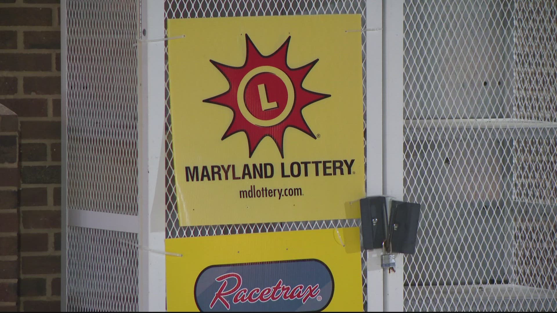 A Maryland man is half a million dollars richer after he was given the wrong lottery ticket.