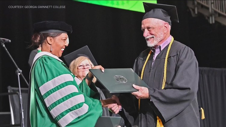 'This is a big accomplishment for me'| 72-year-old man graduates from college